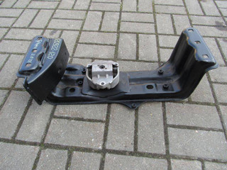 кронштейн КПП Jeep Grand Cherokee 4 поколение [рестайлинг] 2014, 3.0 л., дизель