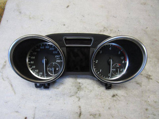 щиток приборов (приборная панель) Mercedes-Benz M-Класс W166 2012, 3.0 л., дизель, 1669002605