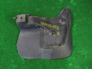 брызговик Toyota Land Cruiser 11 поколение J200 2009, 76621-60150