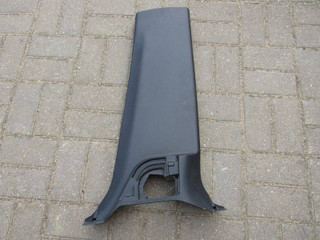 обшивка стойки центральной правой Toyota Land Cruiser 11 поколение J200 2011, 62413-60080