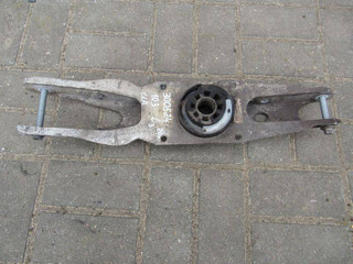 рычаг задний правый Mercedes-Benz CLA-Класс C118 2020, 2473523700