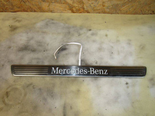 накладка на порог внутренняя Mercedes-Benz GLE V167 2021, 2.0 л., дизель, A1676861300
