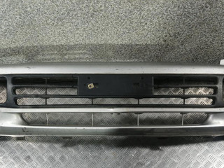 бампер передний Mitsubishi Space Wagon 2 поколение (Typ N30/N40) 1996