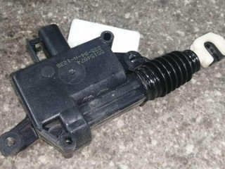 замок багажника Jeep Grand Cherokee ZJ 1995