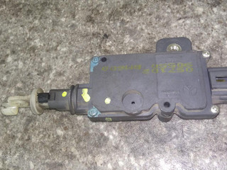 замок багажника Nissan Almera N16 2003
