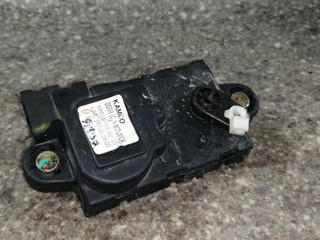 замок двери передней левой Hyundai Sonata EF 2000