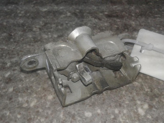 замок капота Mercedes-Benz S-Класс W140/C140 [рестайлинг] 1995