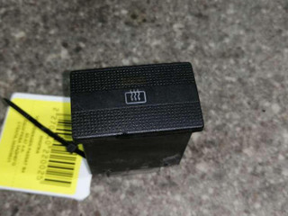 кнопка (выключатель) Volkswagen Passat B4 1995