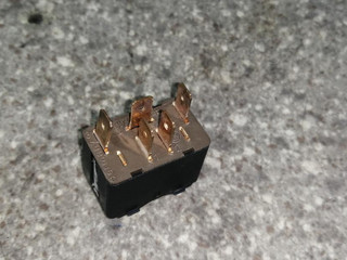 кнопка стеклоподъемника двери Audi 100 4A/C4 1993