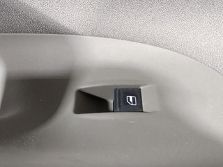 кнопка стеклоподъемника двери Volkswagen Passat B6 2008