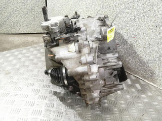 КПП механическая (МКПП) Volvo S40 1 поколение [рестайлинг] (1999 - 2004), 1.9 л., DCi, 5МКПП