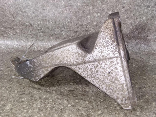 кронштейн двигателя Audi 100 С3 (1982 - 1988), 2.3 л., i, NF, бензин, 443199312E