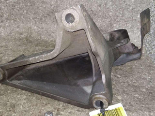 кронштейн двигателя Audi A6 4A/C4 (1994 - 1997), 2.5 л., TDi, 4A0199312