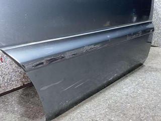 молдинг двери задней правой Volkswagen Passat B4 1995