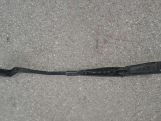 щеткодержатель (поводок стеклоочистителя, дворник) Kia Ceed 1 поколение 2010