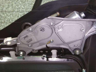 моторчик заднего стеклоочистителя (дворника) Toyota Prius 2 поколение 2006
