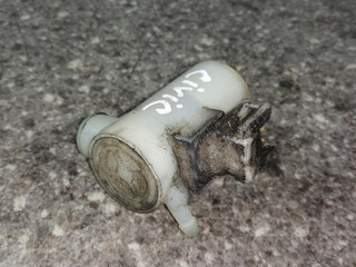 насос (моторчик) омывателя стекла Honda Civic 6 поколение (EJ/EK/EM) [рестайлинг] EJ6 1998