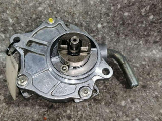 насос вакуумный Mercedes-Benz Vito W638 2002, A6112300165
