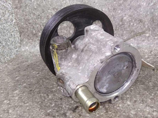 насос гидроусилителя руля Renault Laguna 2 поколение (2001 - 2005), 1.8 л.