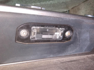 подсветка номера Volvo V70 3 поколение 2010