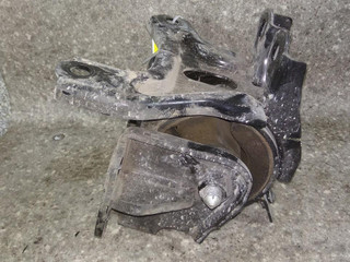 подушка крепления двигателя Hyundai Tucson 1 поколение 2007