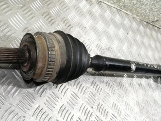 полуось передняя правая (приводной вал, ШРУС) Chrysler Voyager 3 поколение 1999