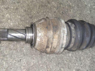 полуось передняя левая (приводной вал, ШРУС) Opel Astra H 2007