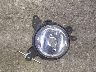 фара противотуманная левая Mitsubishi Colt 6 поколение (Z20/Z30) 2007