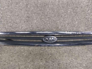 решетка радиатора Kia Rio 1 поколение (1999 - 2002)