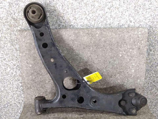 рычаг передний правый Toyota RAV4 2 поколение (XA20) 2003