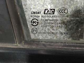 стекло двери передней правой Daewoo Nubira J200 2006