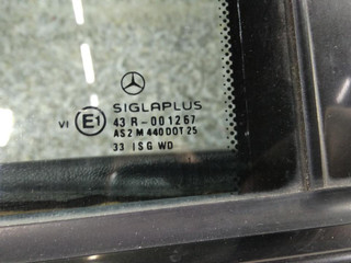 стекло двери задней левой Mercedes-Benz S-Класс W140/C140 1993
