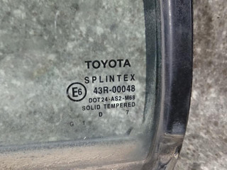 стекло двери задней левой Toyota Carina T190 1995