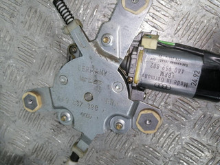 стеклоподъемник передний правый Audi 100 4A/C4 1993