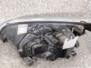 фара правая Ford Focus 2 поколение 2006