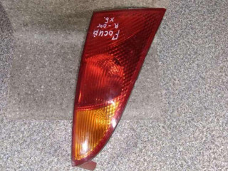 фонарь задний правый Ford Focus 1 поколение 2001