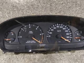 щиток приборов (приборная панель) Chrysler Voyager 3 поколение 1999
