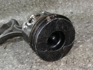 поршень Audi A6 4B/C5 1999