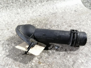 корпус термостата Volkswagen Passat B5 2001