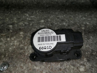 моторчик заслонки печки Renault Scenic 2 поколение 2006