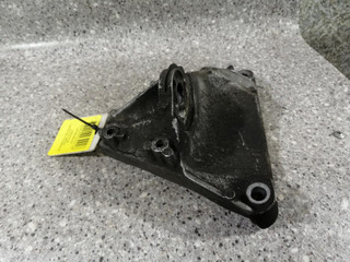 кронштейн КПП Audi A6 4B/C5 [рестайлинг] 2003, 2.5 л., TDi, вариатор, 4B0399113K