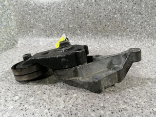 Натяжитель ремня агрегатов Volkswagen Caddy 2 поколение 2002, 1.9 л., дизель, 038903315K