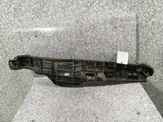 пыльник переднего крыла Toyota Verso 1 поколение (2009 - 2013), 53827-0F020