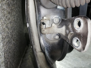 петля двери Land Rover Range Rover Sport 1 поколение 2007