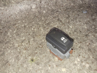 кнопка (выключатель) Renault Scenic 2 поколение 2006, 2808202, 123896A, 627715H