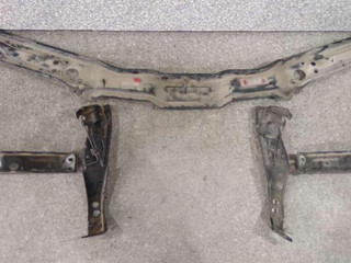 передняя панель крепления облицовки (телевизор) Audi A6 4A/C4 1996