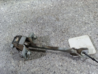 ограничитель открывания двери Opel Vectra C 2005, GM09229749