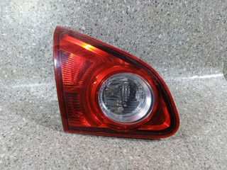 фонарь крышки багажника левый Nissan Qashqai 1 поколение 2008, 26555-JD800