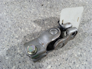 рулевой карданчик Nissan Almera N15 1998, 070499