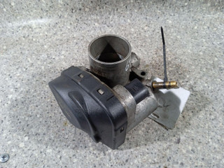 заслонка дроссельная Volkswagen Golf 4 поколение 2002, 1.4 л., i, AXP, бензин, МКПП, 036133062